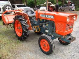 KUBOTA L1500 PIERŚCIENIE I TŁOKI